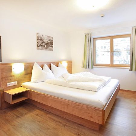 Tarlack Appartements Huetten 1A Леоганг Номер фото