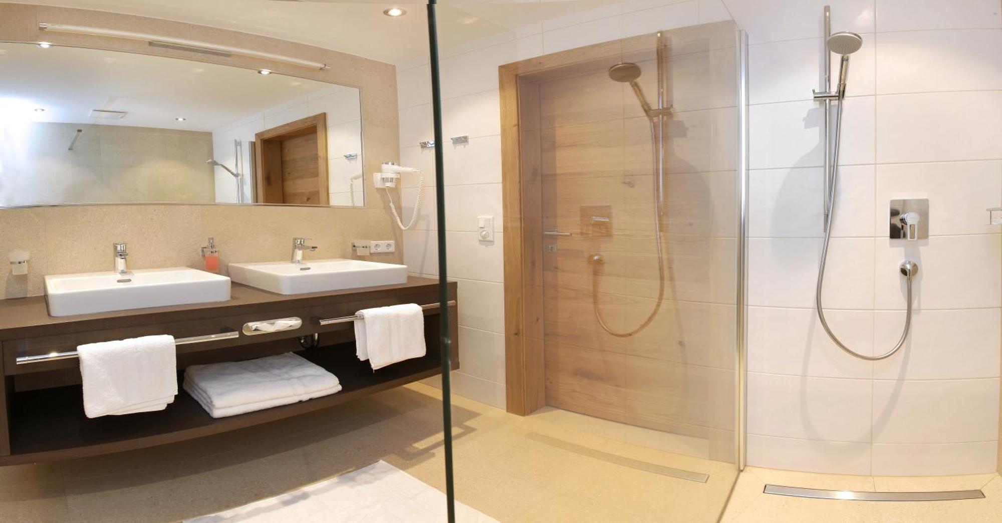 Tarlack Appartements Huetten 1A Леоганг Номер фото
